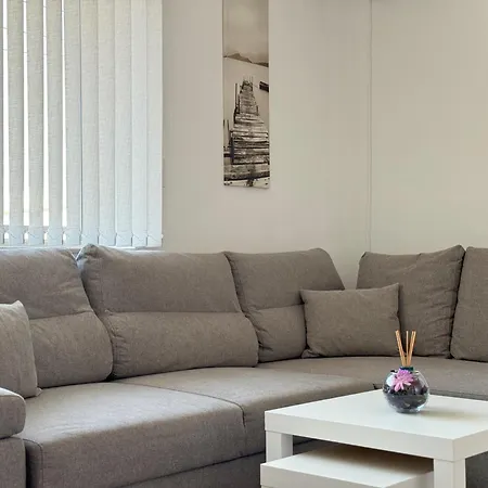 Restful For 4 Guests In * ブルガス