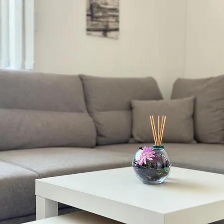 Restful For 4 Guests In アパート *