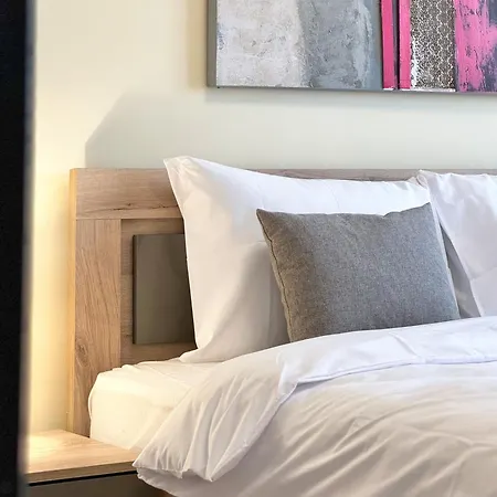 公寓 Restful For 4 Guests In *