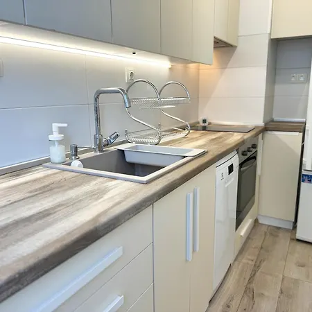 Appartamento Restful For 4 Guests In Burgas