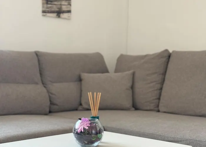 アパート Restful For 4 Guests In ブルガス